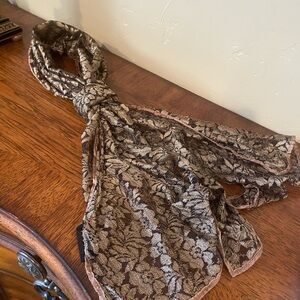 Oscar de la Renta Brown and Gold Metallic Fringe Scarf